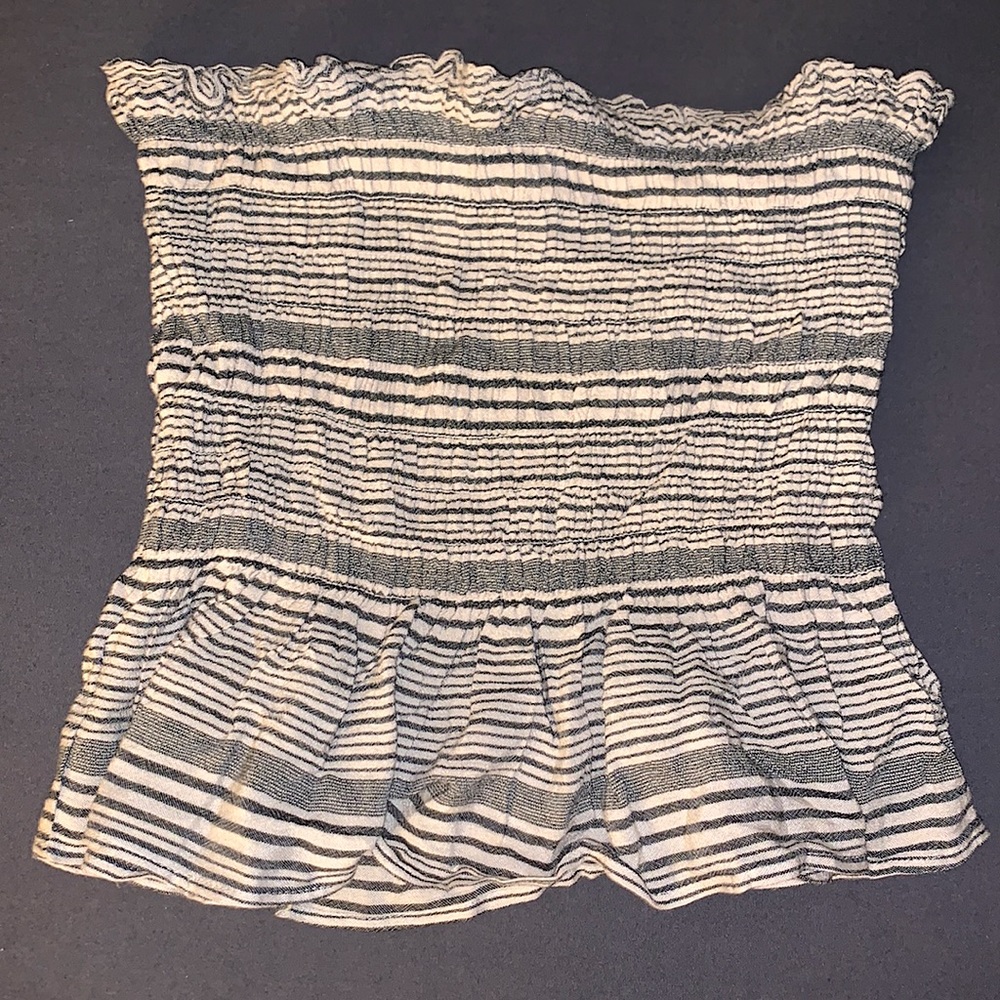 Strapless top